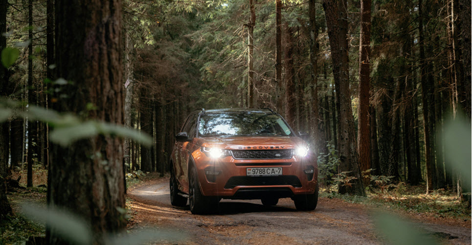 Land Rover Discovery Sport Car