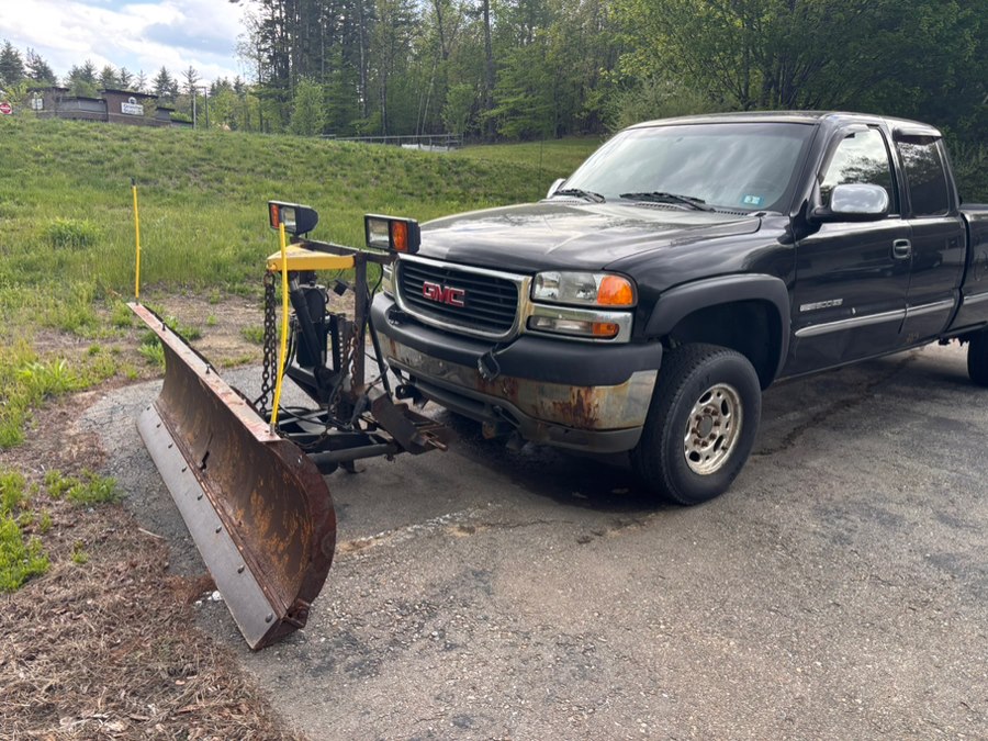 2002 GMC Sierra's photo